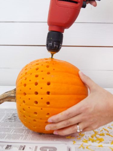 outdoor-decor-pumpkin